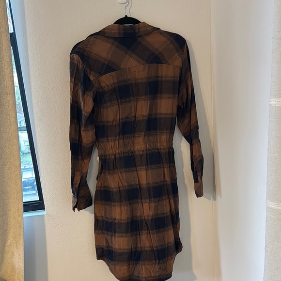 Plaid Button-Up Dress - Picture 2 of 3